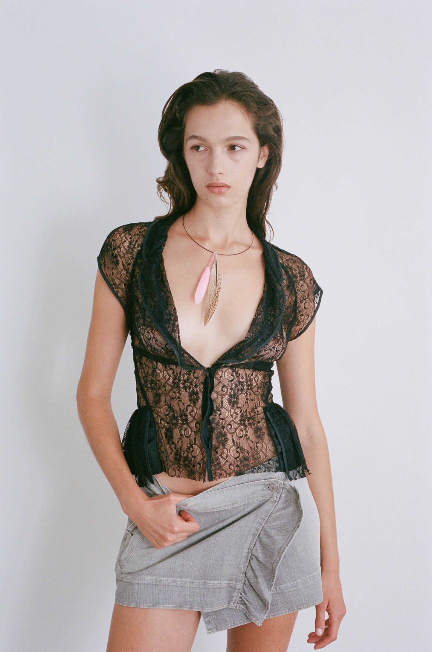 VINTAGE | LACE PEPLUM TOP