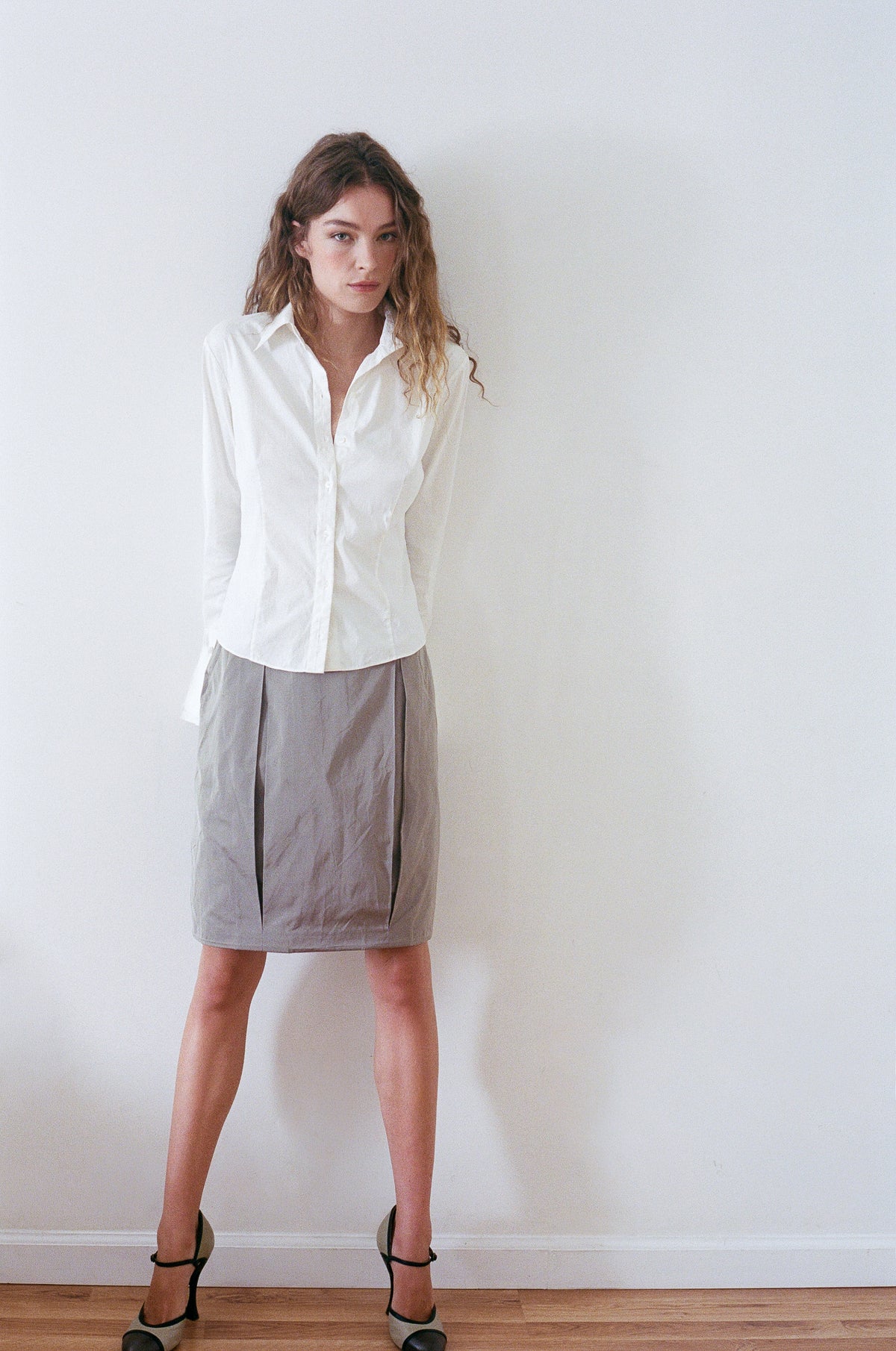 ELIE TAHARI | LONG SLEEVE FLARED TOP