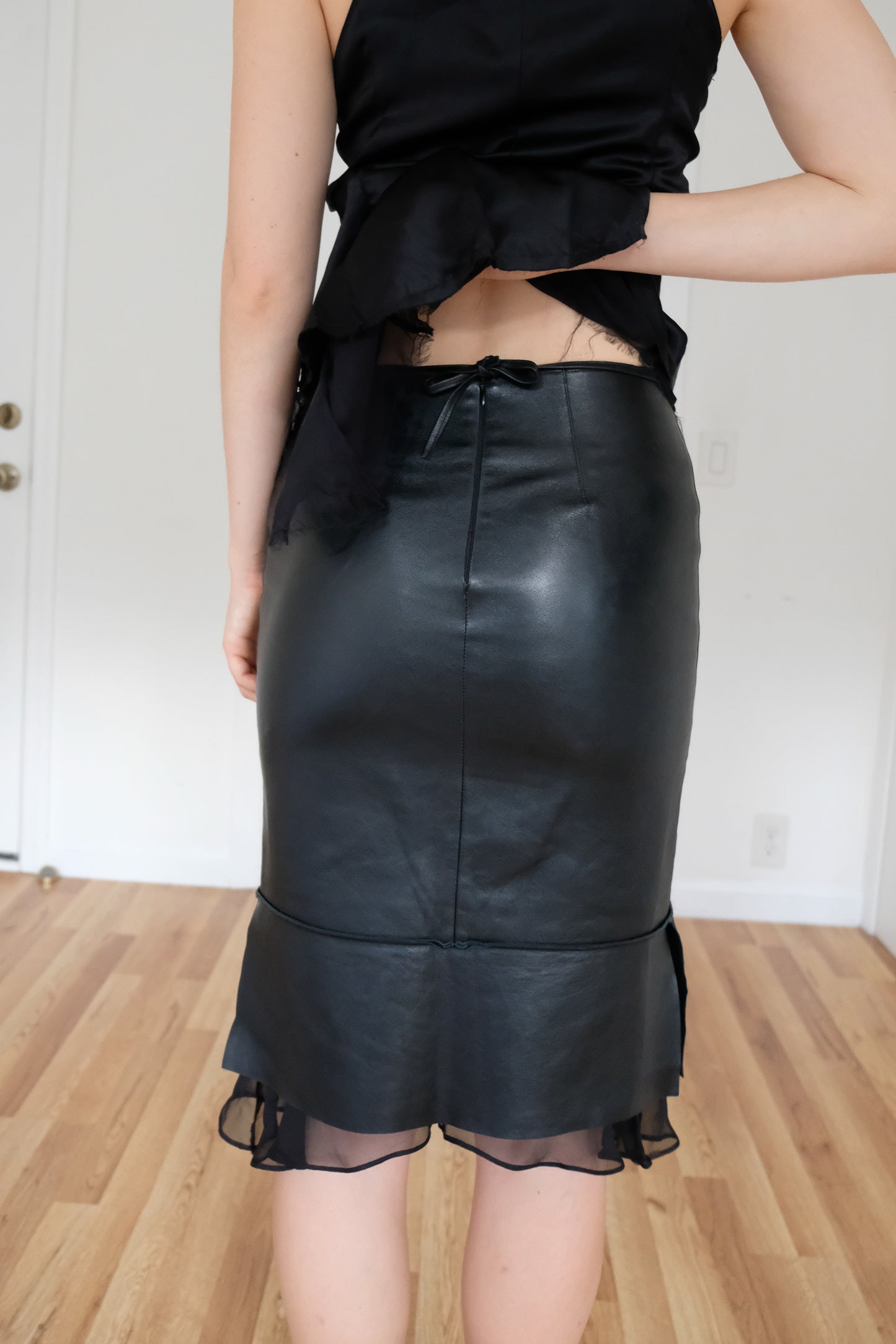 ILLIA | LEATHER SHEER WRAP SKIRT